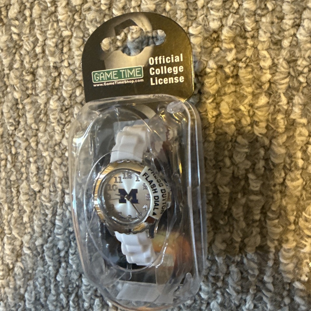 NEW-  College Michigan Wolverines Unisex Watch Black Game Time Adjustable Straps